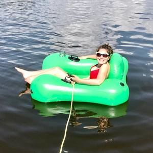 Meet your Posher, Jennifer